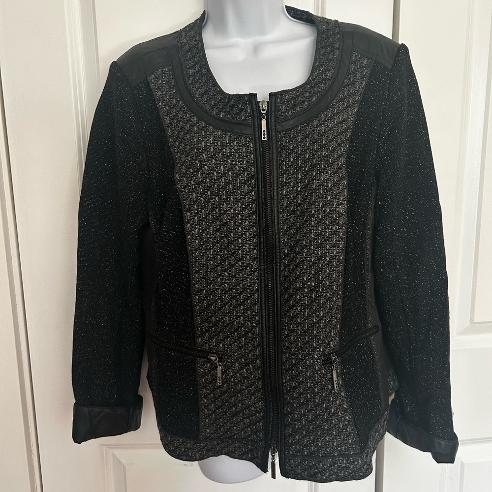 Crisca Black and Silver Quilted Blazer with Diamond Pattern
